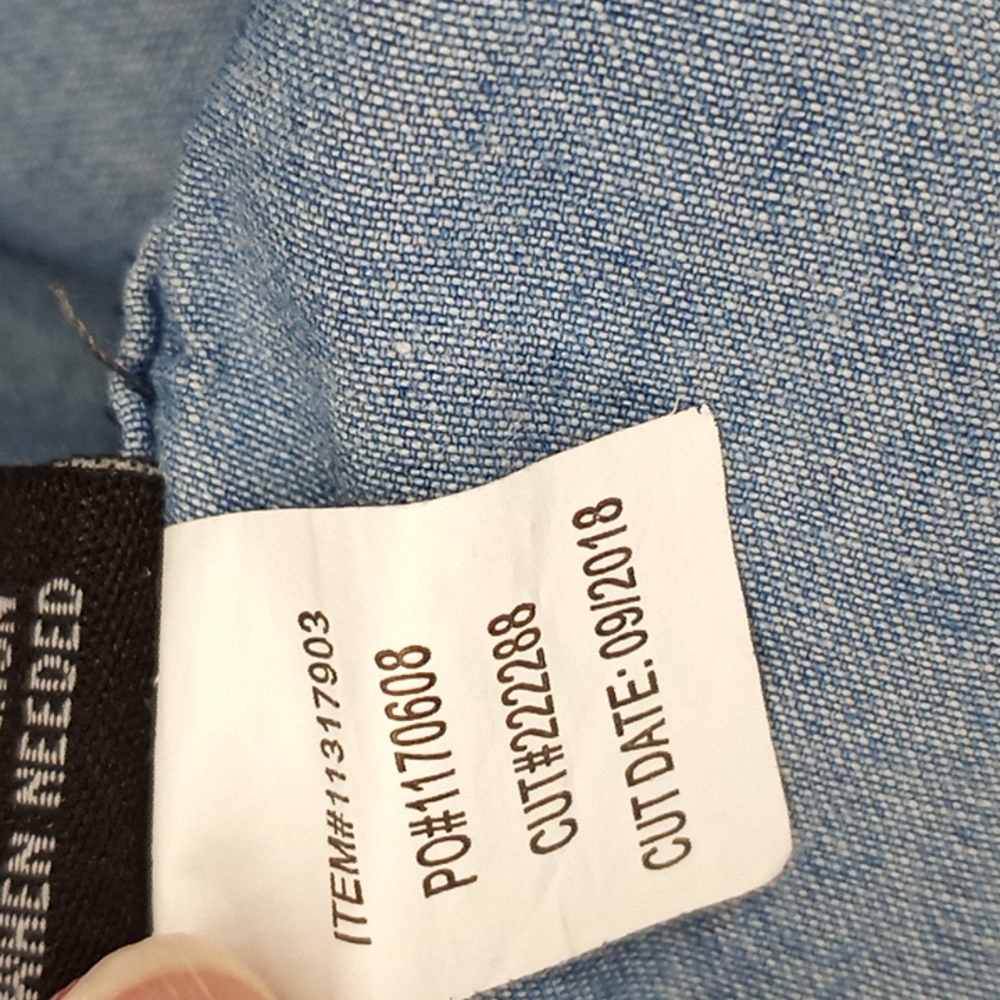 Torrid medium wash denim button-up shirt - Picture 11 of 14